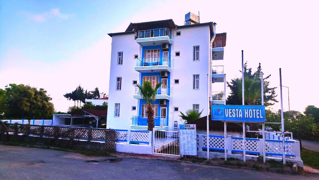 Vesta Hotel Side Exterior photo